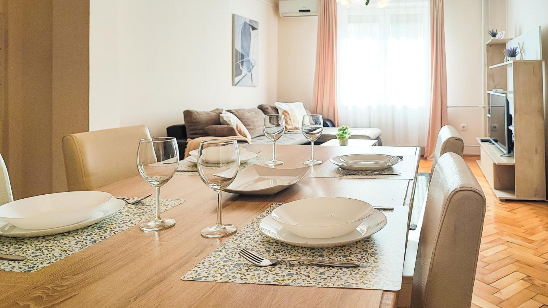 Filinhome Jaksica Suite Novi Sad Exteriör bild